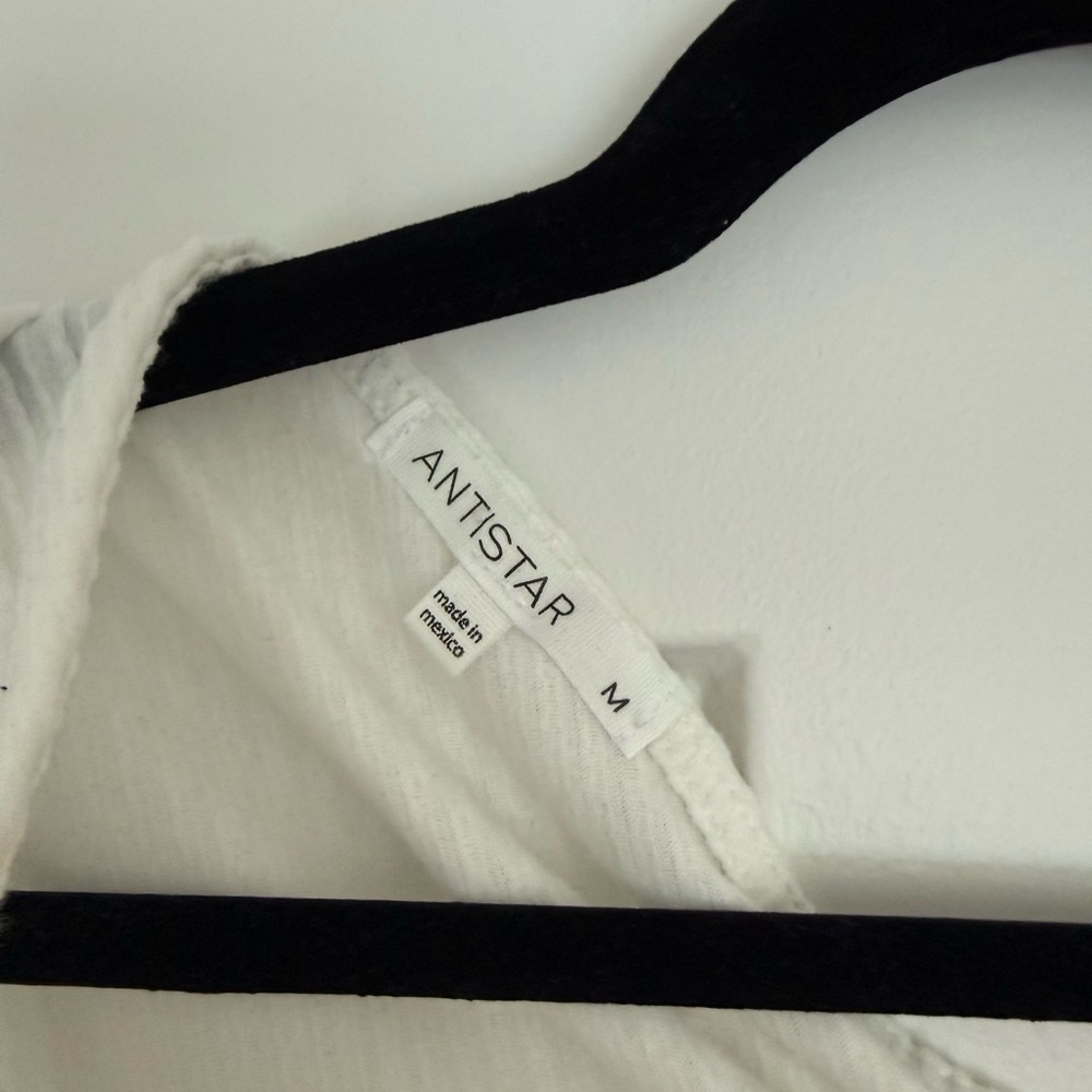 White Ribbed Backless Top - Picture 4 of 4